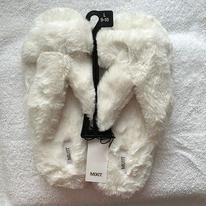 Brand New: MIXIT Fir Slippers